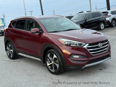Used 2017 Hyundai Tucson Sport w/ Cargo Package FWD image 4