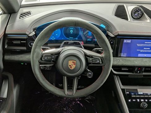 New 2026 Porsche Macan GTS Electric image 15