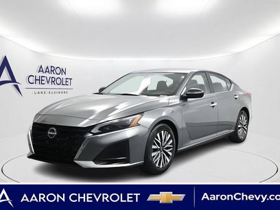 Used 2024 Nissan Altima 2.5 SV