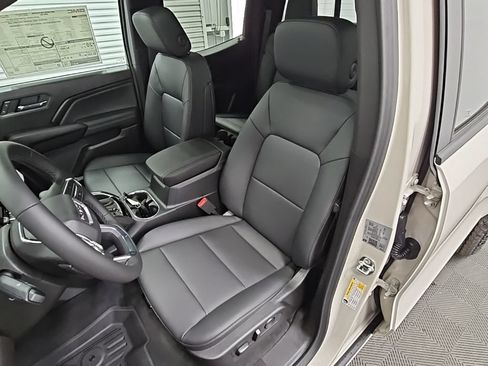 New 2026 GMC Canyon Elevation w/ Convenience Package RWD image 29
