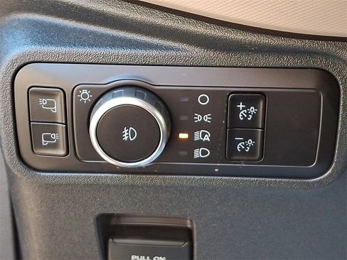 Used 2023 Ford Bronco Wildtrak image 24