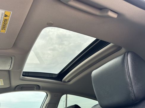 Used 2019 Honda Accord Touring image 20
