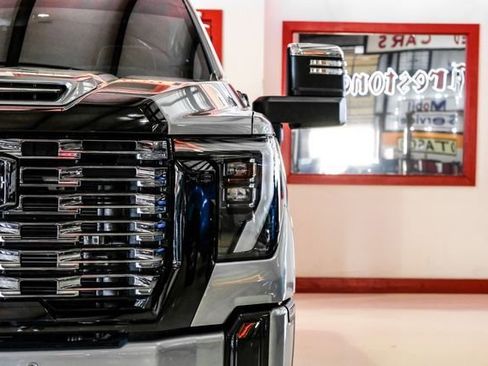 Used 2025 GMC Sierra 2500 Denali Ultimate AWD/4WD image 49