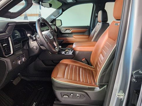 Used 2025 GMC Sierra 1500 Denali Ultimate AWD/4WD image 14