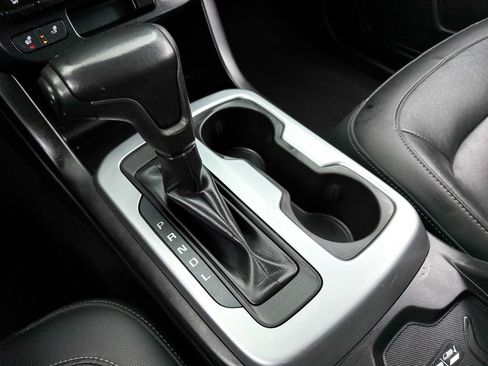 Used 2019 Chevrolet Colorado ZR2 image 26