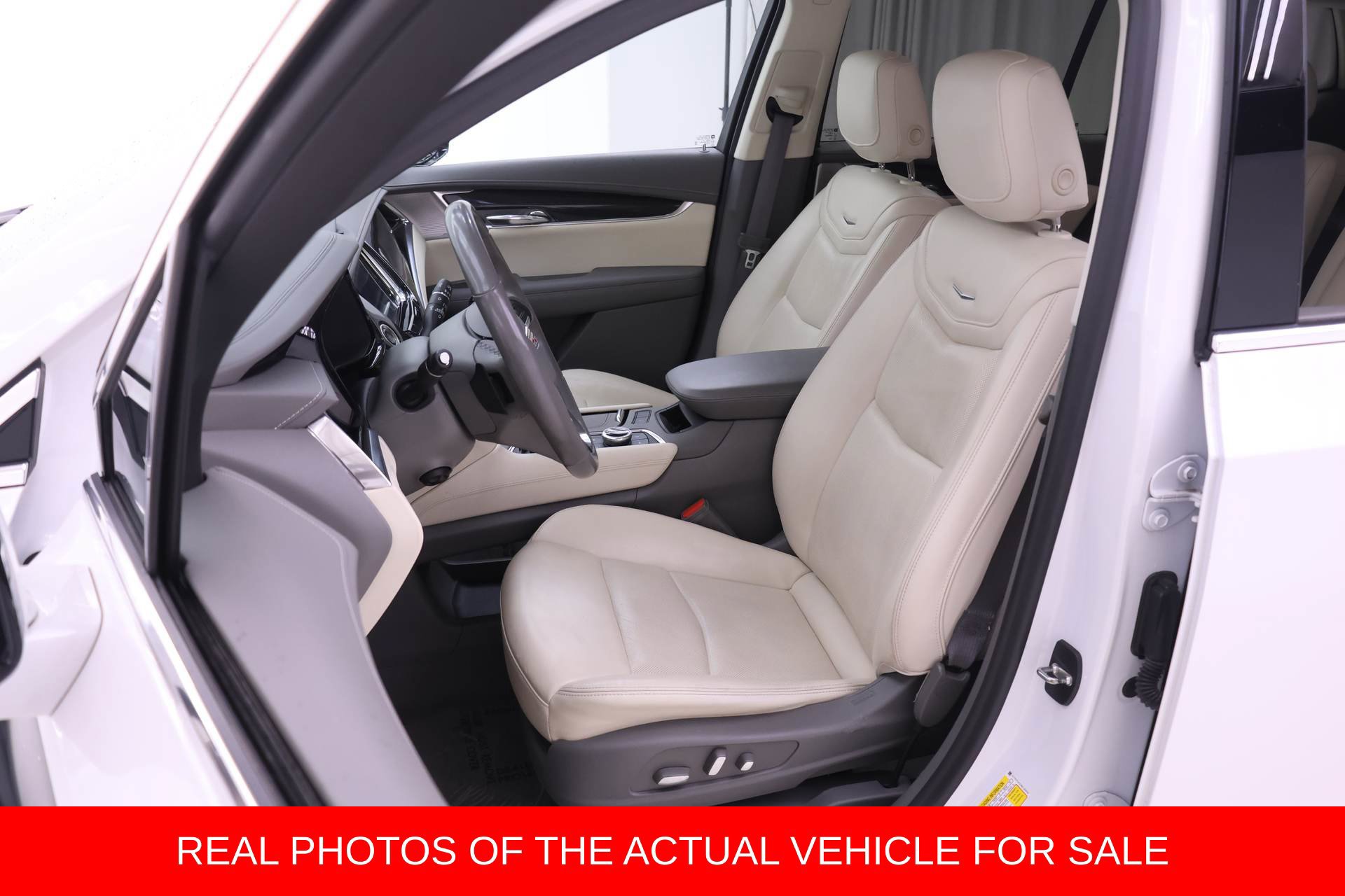 Used 2021 Cadillac XT6 Premium Luxury FWD image 4
