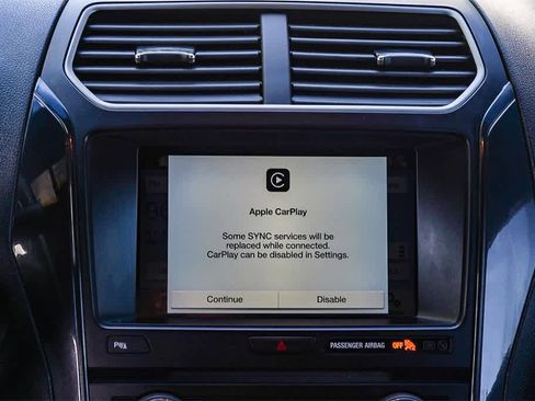 Used 2018 Ford Explorer XLT w/ Equipment Group 202A image 14