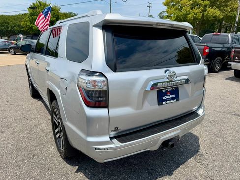 Used 2018 Toyota 4Runner Limited AWD/4WD image 3