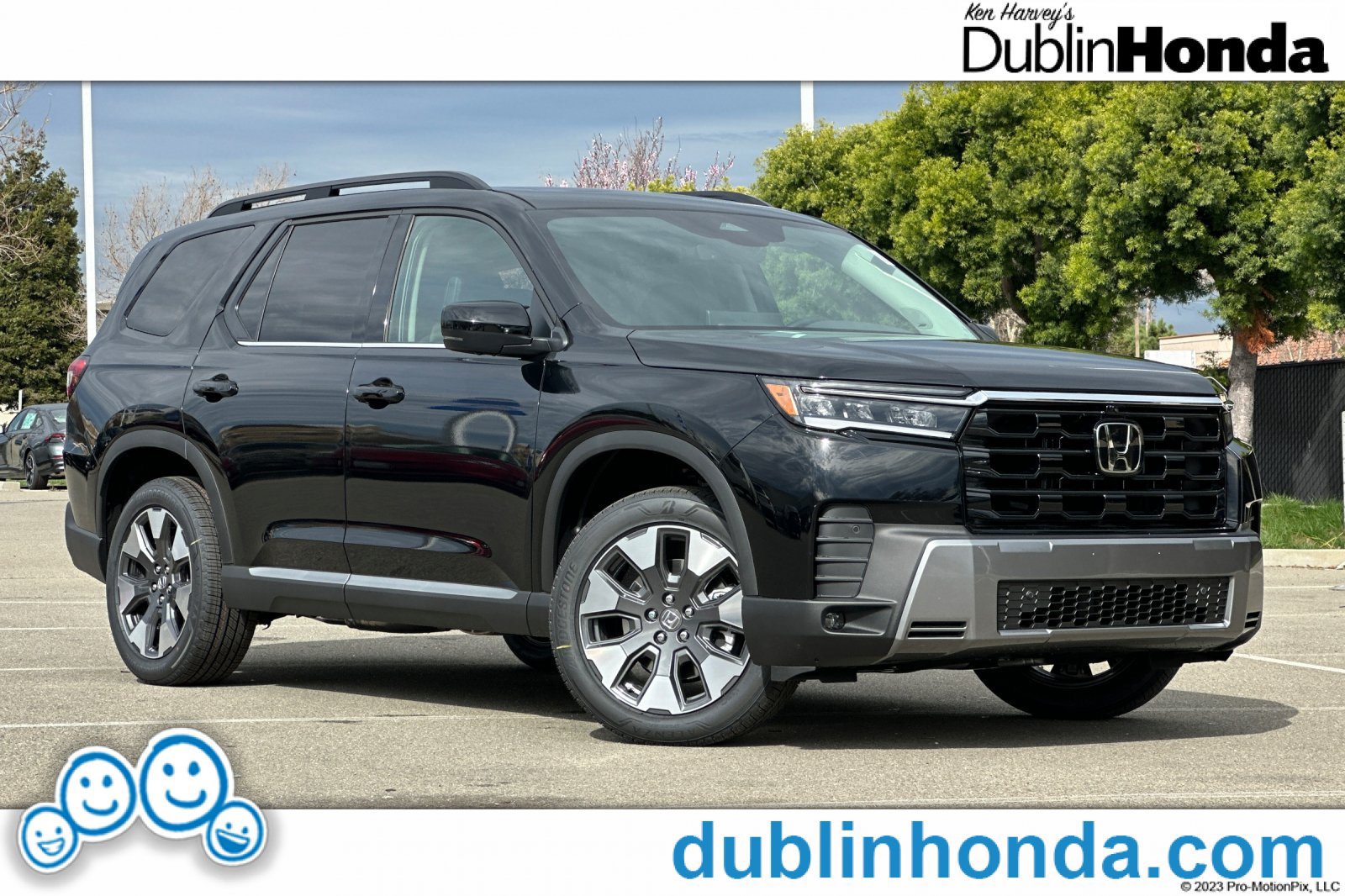 New 2026 Honda Pilot Touring image 1