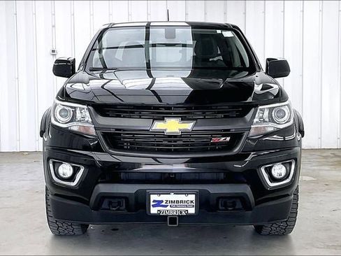 Used 2017 Chevrolet Colorado Z71 AWD/4WD image 3