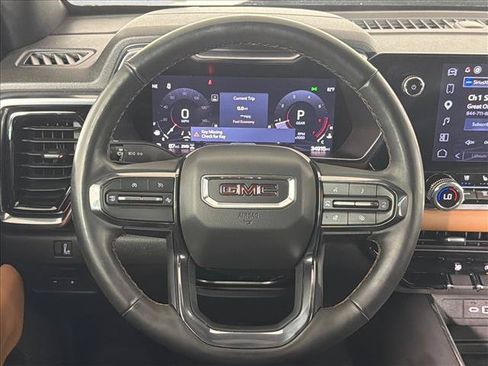 Used 2024 GMC Canyon AT4 w/ AT4 Premium Package AWD/4WD image 23
