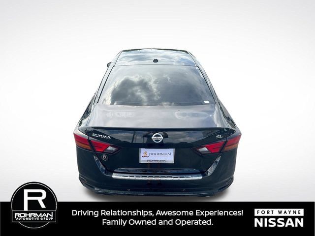 Used 2022 Nissan Altima 2.5 SL FWD image 32