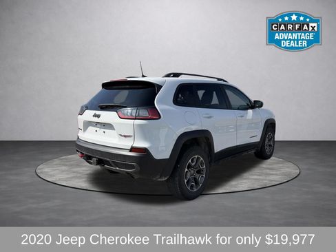 Used 2020 Jeep Cherokee Trailhawk w/ Cold Weather Group AWD/4WD image 3