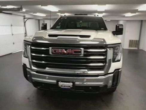 Certified 2024 GMC Sierra 2500 SLT w/ SLT Premium Package AWD/4WD image 3