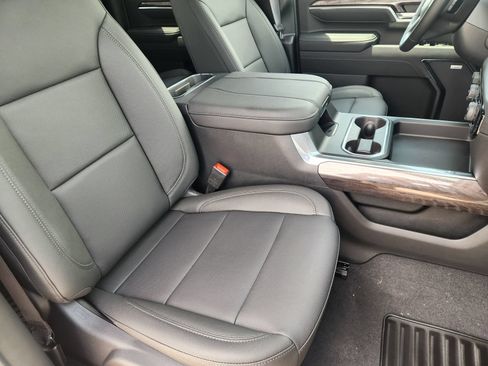New 2026 Chevrolet Silverado 3500 LTZ w/ Trail Boss Package AWD/4WD image 15