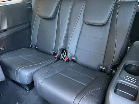 New 2025 Mercedes-Benz GLS 450 4MATIC image 14