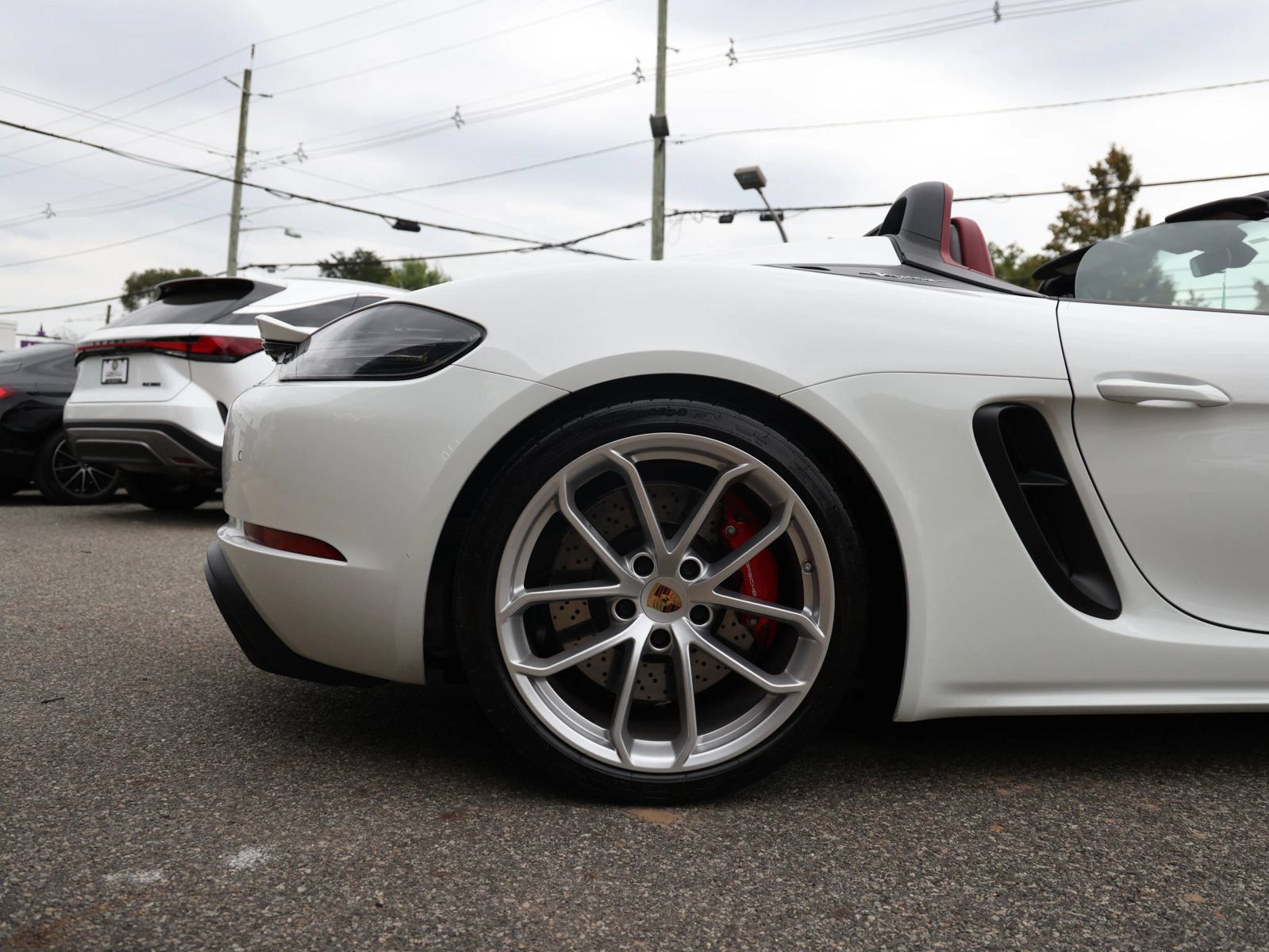 Used 2021 Porsche 718 Boxster Spyder RWD image 17
