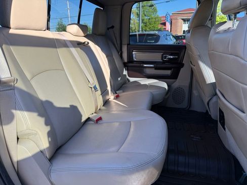 Used 2015 RAM 1500 Laramie AWD/4WD image 28
