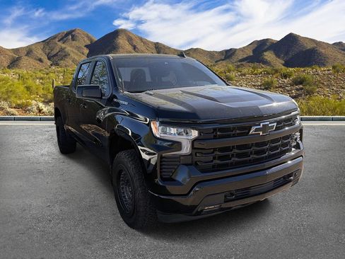 Used 2023 Chevrolet Silverado 1500 RST AWD/4WD image 3
