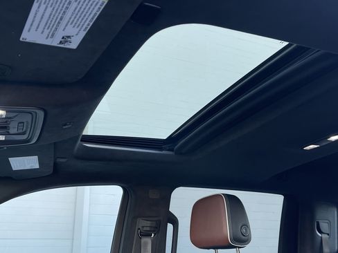 Used 2024 GMC Sierra 3500 Denali Ultimate image 11