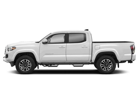 Used 2023 Toyota Tacoma TRD Sport w/ Black Out Package (TMS) AWD/4WD image 3