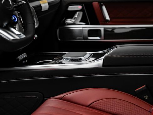 Used 2026 Mercedes-Benz G 63 AMG G 63 AMG 4MATIC Interior Pac image 57