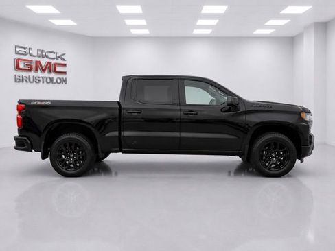 Used 2025 Chevrolet Silverado 1500 RST w/ Dark Appearance Package AWD/4WD image 5