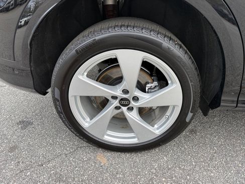 New 2025 Audi Q5 Premium Plus image 23