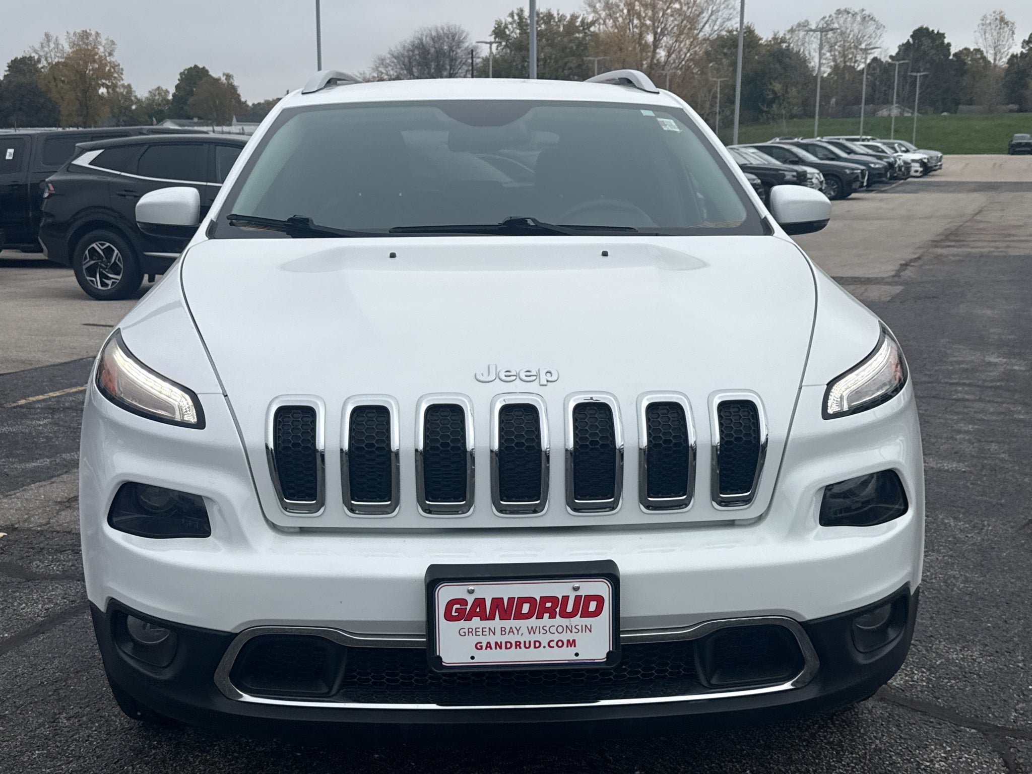 Used 2016 Jeep Cherokee Limited AWD/4WD image 17