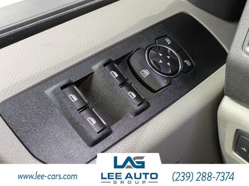 Used 2022 Ford F250 XL w/ Power Equipment Group image 18