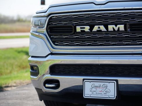Used 2023 RAM 1500 Limited AWD/4WD image 9