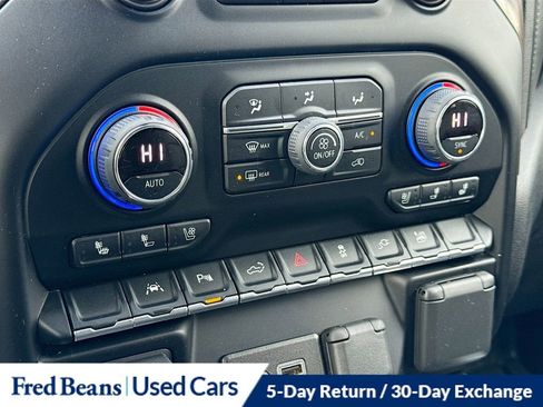 Used 2022 Chevrolet Silverado 1500 High Country w/ Technology Package image 18