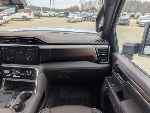 New 2026 GMC Sierra 2500 Denali w/ Technology Package image 4