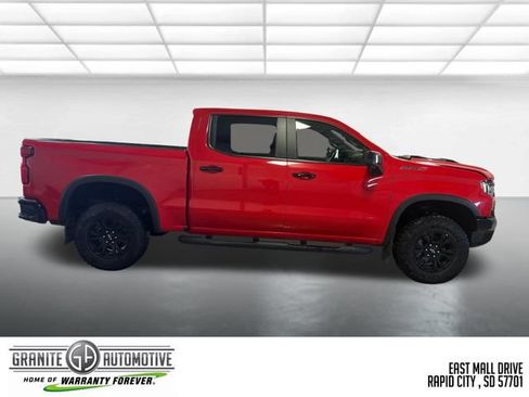 Used 2025 Chevrolet Silverado 1500 ZR2 w/ Technology Package AWD/4WD image 7