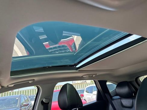 Used 2022 Hyundai Tucson Limited image 26