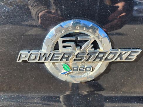 Used 2013 Ford F250 Lariat w/ Chrome Pkg image 55