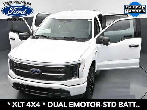 Used 2023 Ford F150 Lightning XLT AWD/4WD image 37