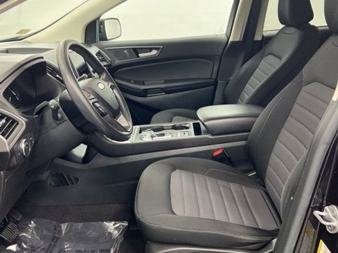 Used 2022 Ford Edge SE w/ Black Appearance Package image 14
