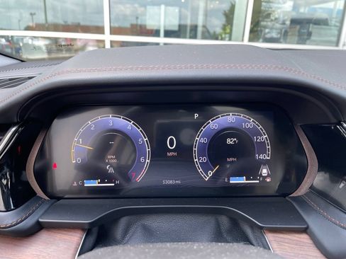 Used 2022 Jeep Grand Cherokee Summit w/ Adv Protech Group IV AWD/4WD image 7