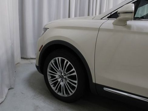 Used 2018 Lincoln MKX Reserve w/ Lincoln MKX Climate Package image 30