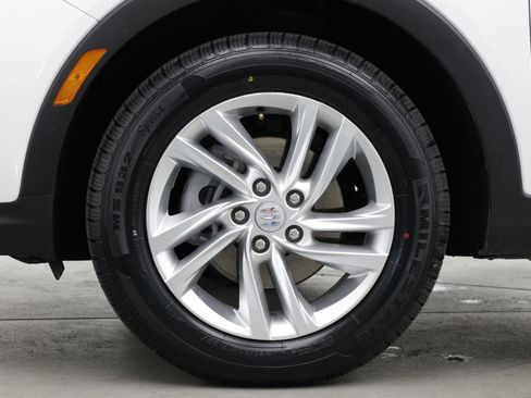 Used 2025 Buick Envista Preferred w/ Convenience II Package FWD image 8