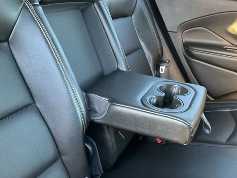 Used 2020 GMC Terrain SLT image 40