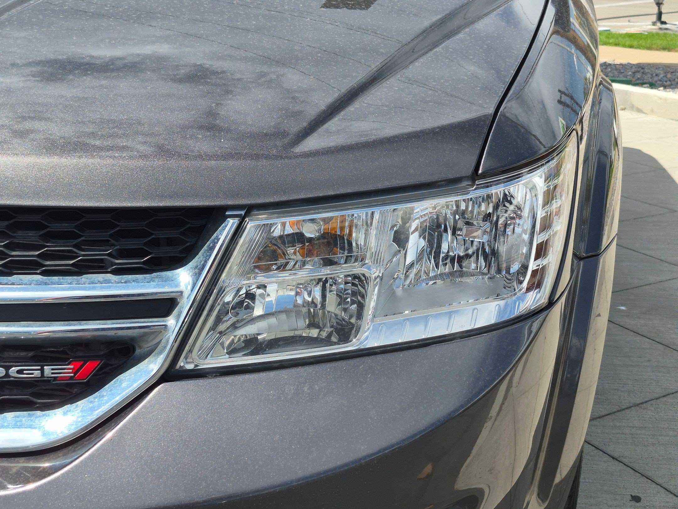 Used 2019 Dodge Journey SE w/ Connectivity Group FWD image 11