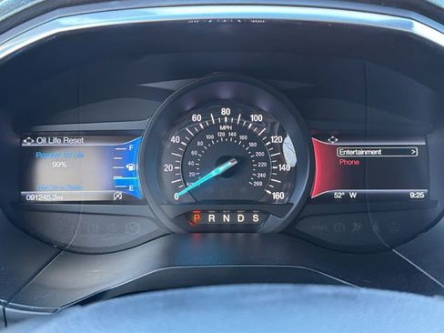 Used 2020 Ford Edge Titanium image 25