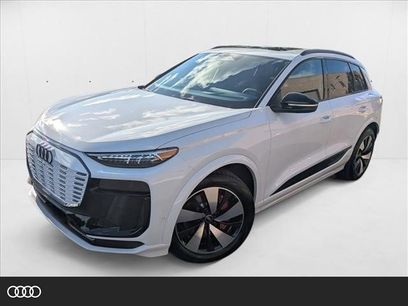 New 2025 Audi SQ6 e-tron Premium Plus