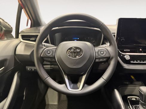 Used 2026 Toyota Corolla SE FWD image 13