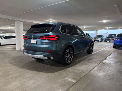 Used 2026 BMW X5 sDrive40i w/ Executive Package RWD image 7