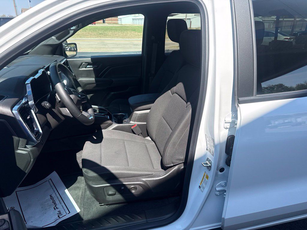 Used 2026 GMC Canyon Elevation w/ Convenience Package RWD image 14