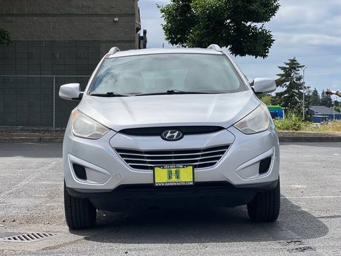 Used 2010 Hyundai Tucson GLS w/ Popular Equipment Pkg 2 FWD image 8