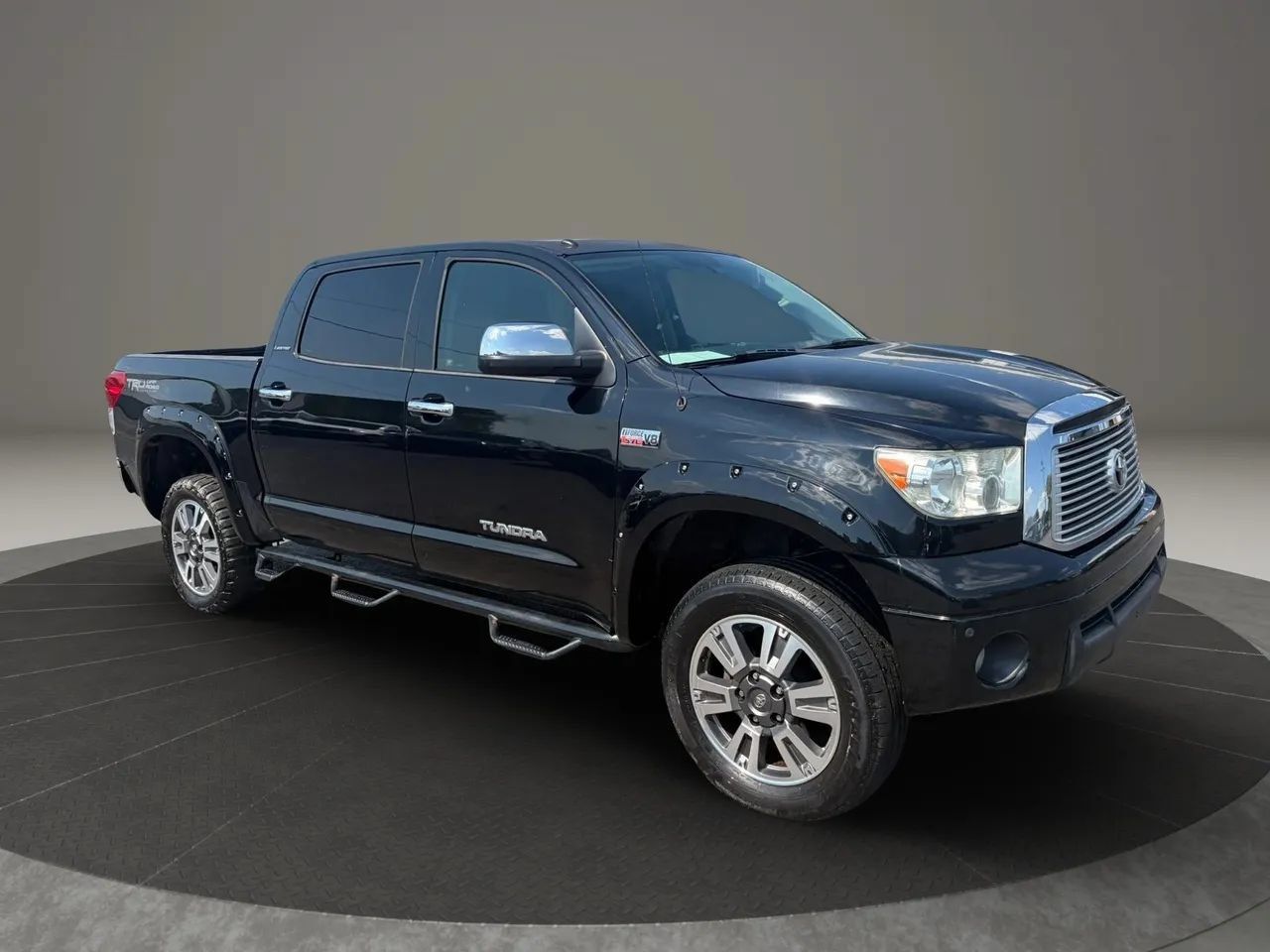Used 2013 Toyota Tundra Limited w/ Memory Pkg AWD/4WD image 7
